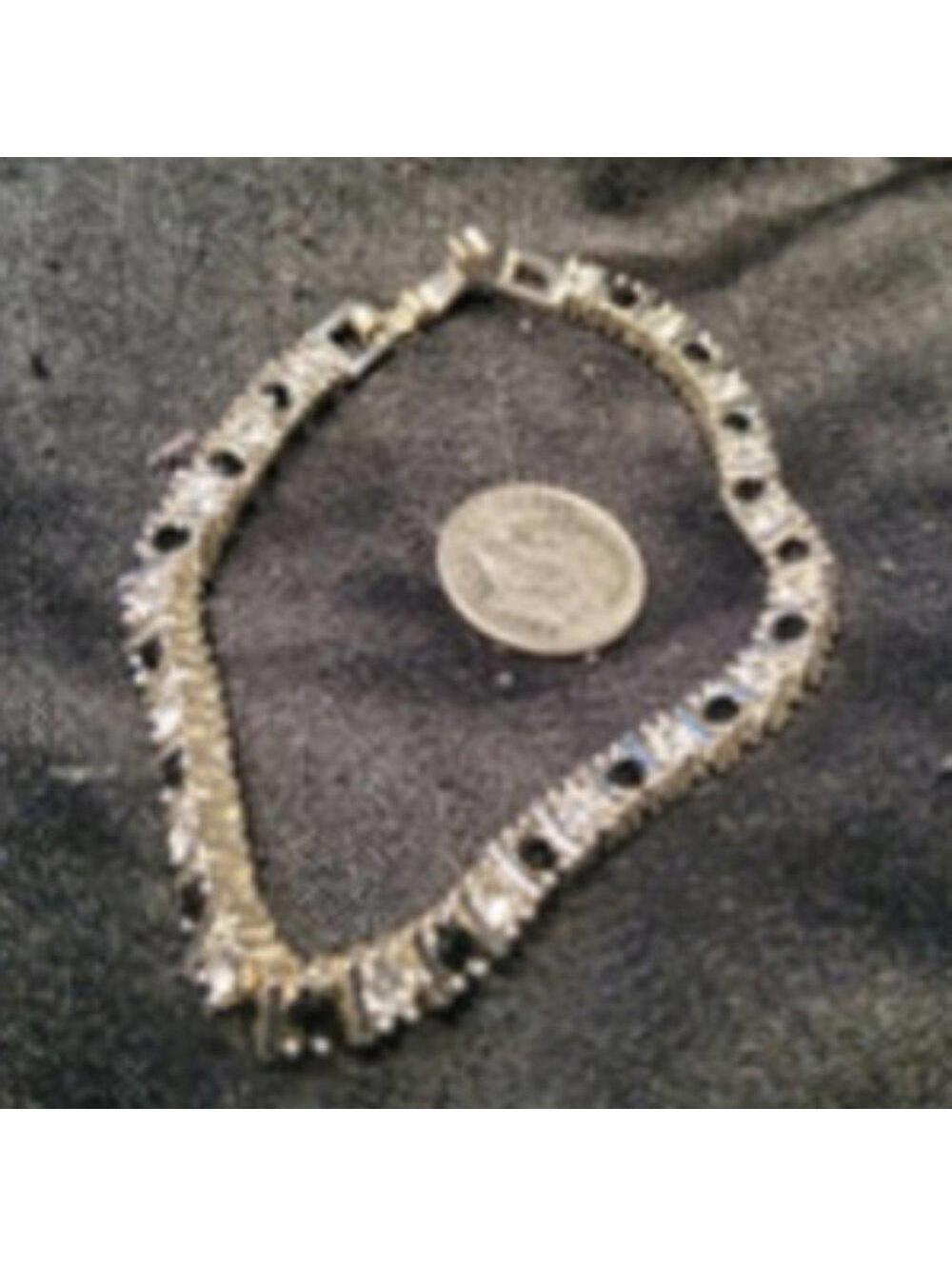 V Black Crystal Bracelet vv